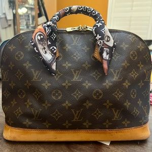 Louis Vuitton vintage Alma monogram canvass -PM size